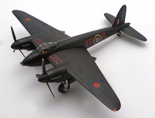 de Havilland DH 98 Mosquito Medium Bomber 1:144 diecast Aircraft plane Model 